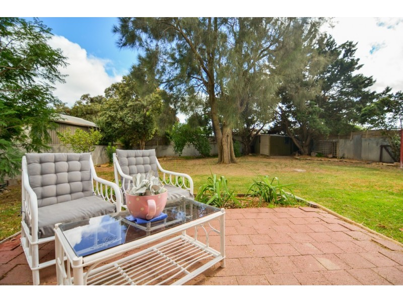 24 Tangier Boulevard, Sellicks Beach SA 5174