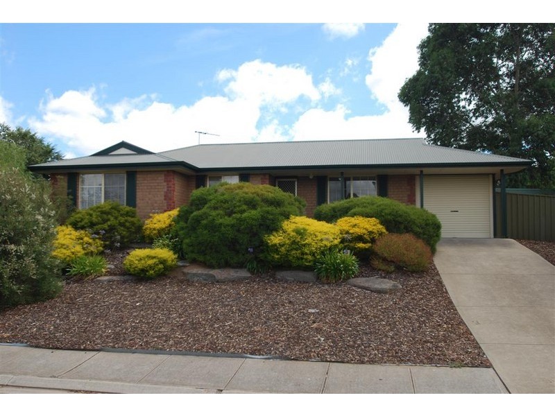 8 Harriet Street, Woodcroft SA 5162