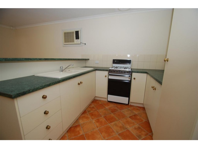 8 Harriet Street, Woodcroft SA 5162