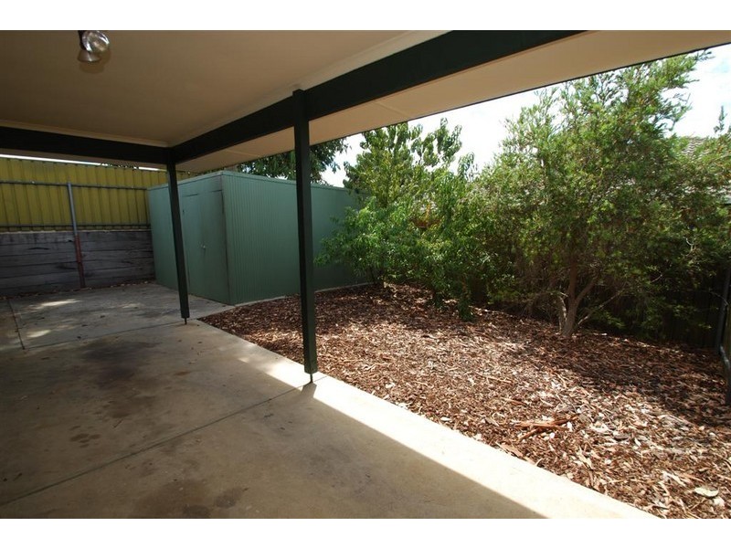 8 Harriet Street, Woodcroft SA 5162