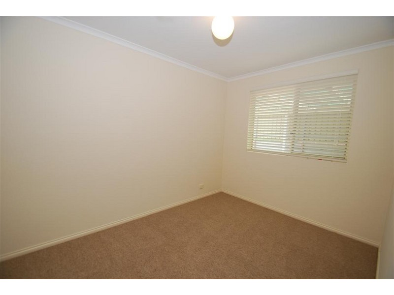 8 Harriet Street, Woodcroft SA 5162