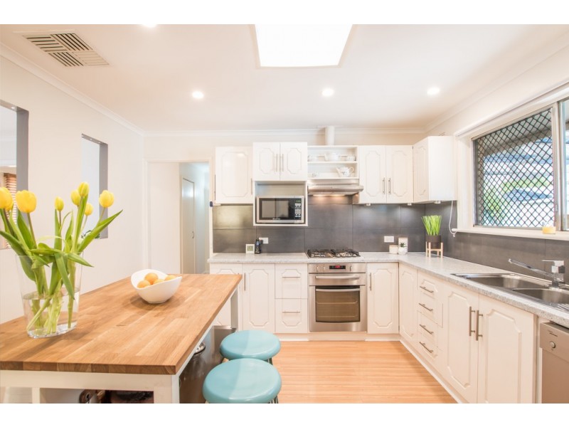 9 Pembroke Drive, Reynella SA 5161