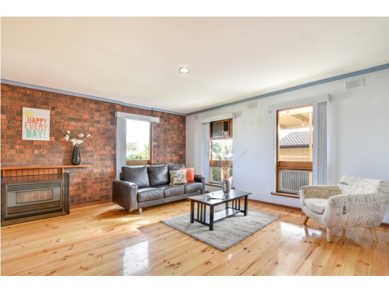 25 Emerald Road, Morphett Vale SA 5162