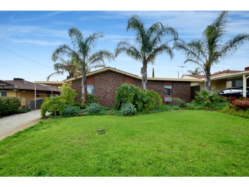 25 Emerald Road, Morphett Vale SA 5162