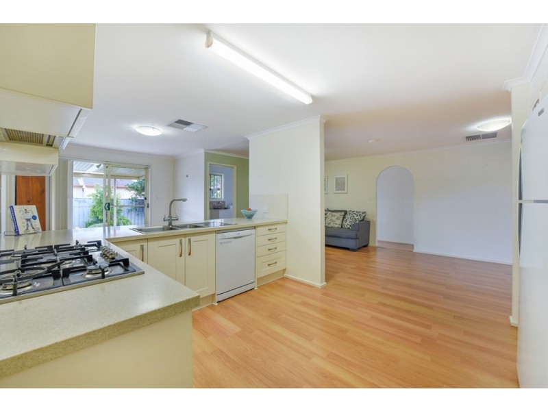 24 Jagger Crescent, Woodcroft SA 5162