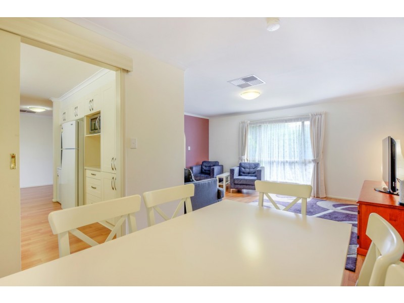 24 Jagger Crescent, Woodcroft SA 5162