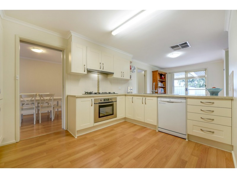 24 Jagger Crescent, Woodcroft SA 5162