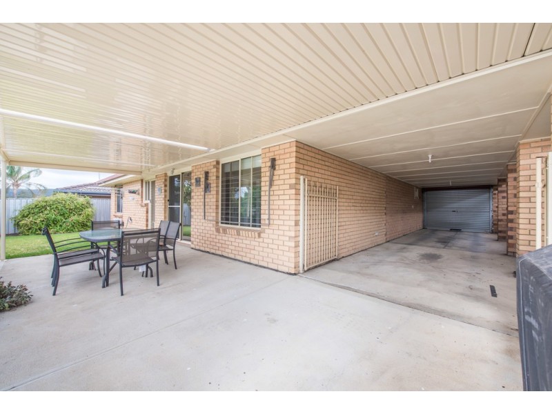24 Jagger Crescent, Woodcroft SA 5162