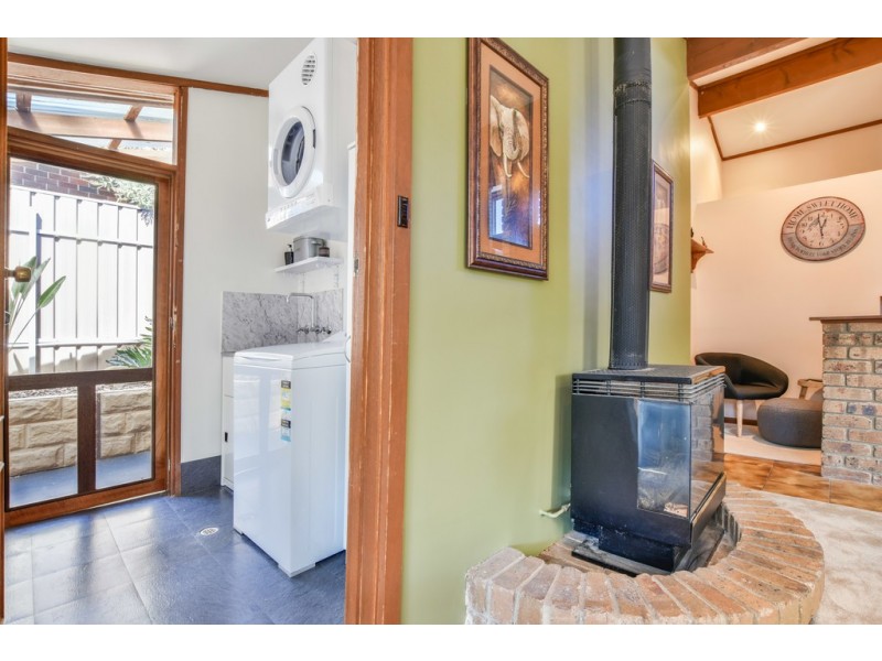 9 Ernest Crescent, Happy Valley SA 5159