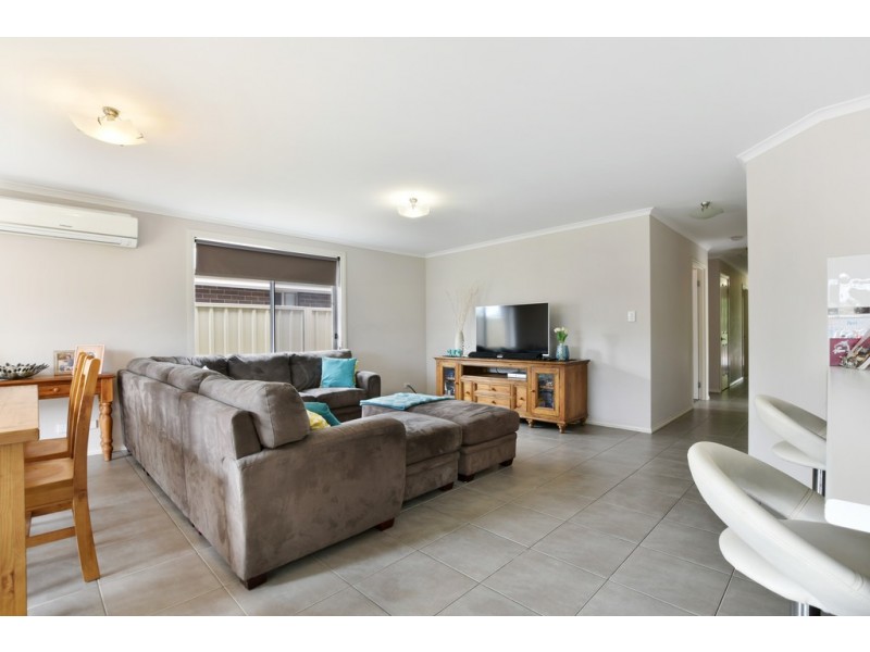6 Karen Court, Morphett Vale SA 5162