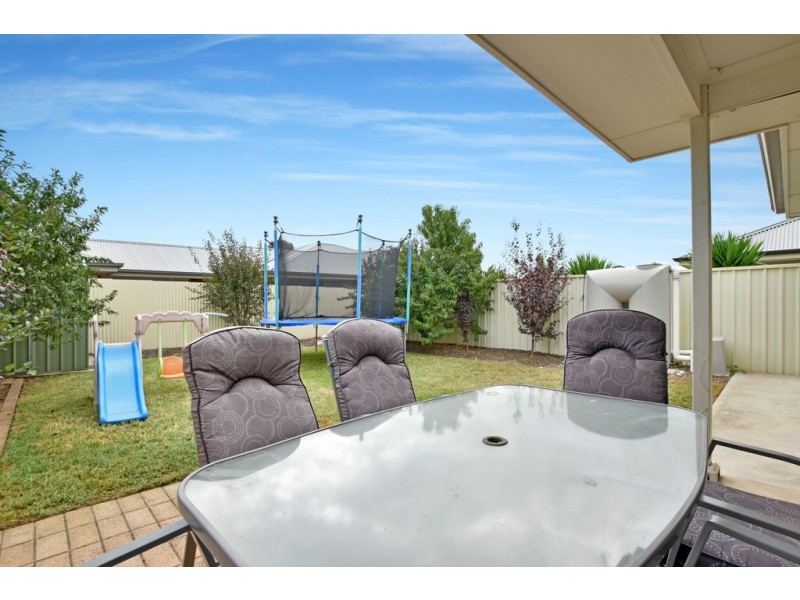 6 Karen Court, Morphett Vale SA 5162