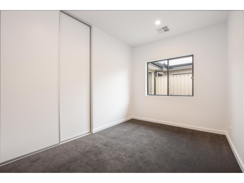 12 Vardon Street, Seacombe Gardens SA 5047