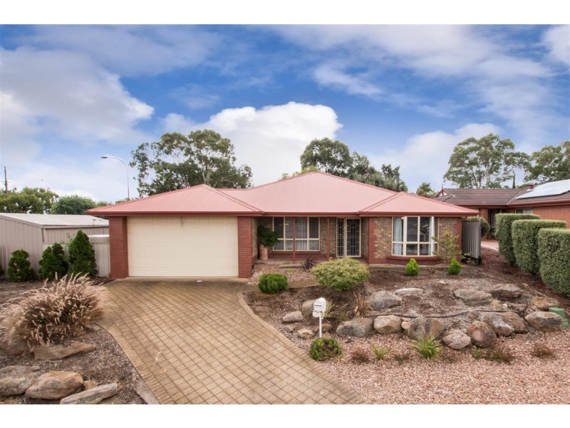 1 Jimmy Watson Drive, Woodcroft SA 5162