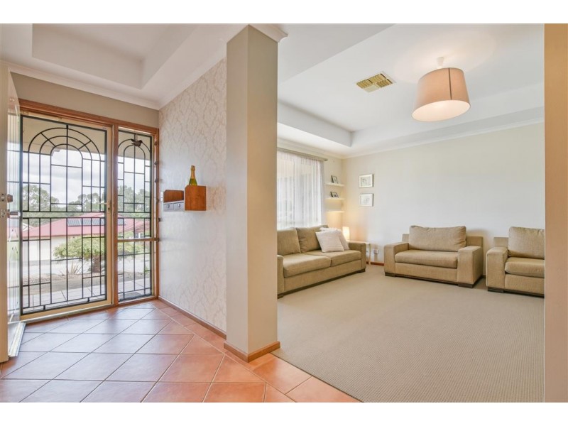 1 Jimmy Watson Drive, Woodcroft SA 5162