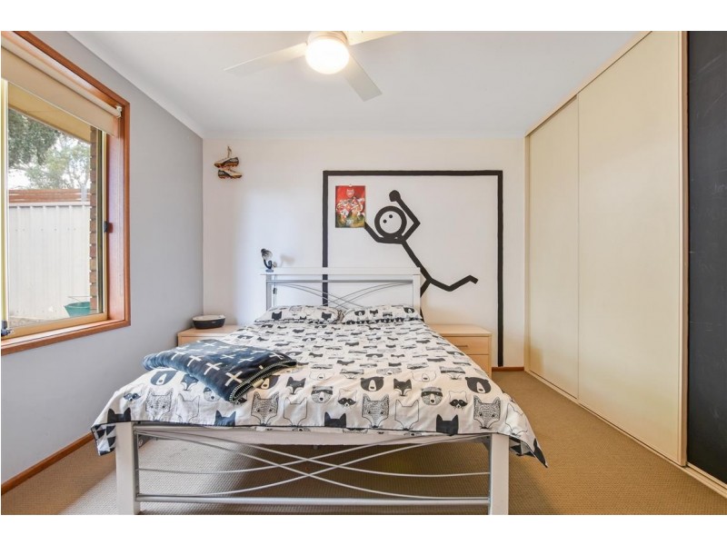 1 Jimmy Watson Drive, Woodcroft SA 5162