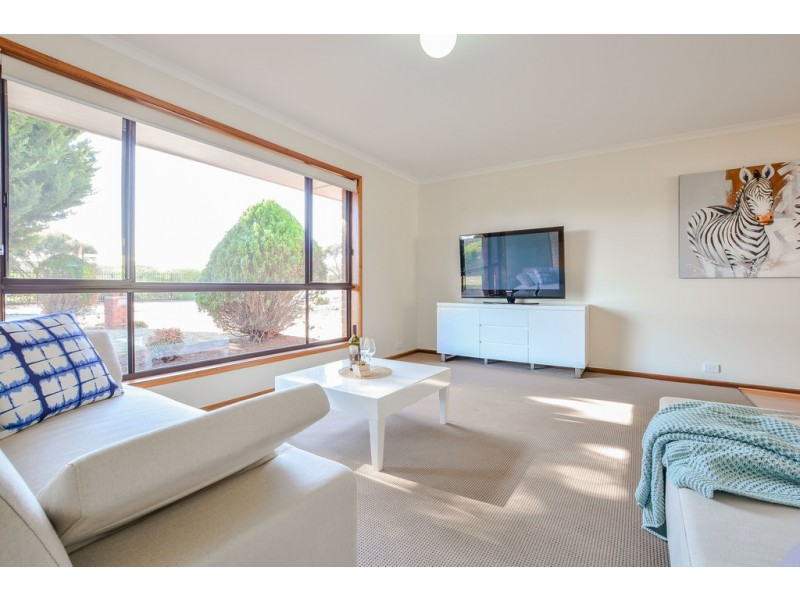 23 Greenlees Parade, Aldinga Beach SA 5173