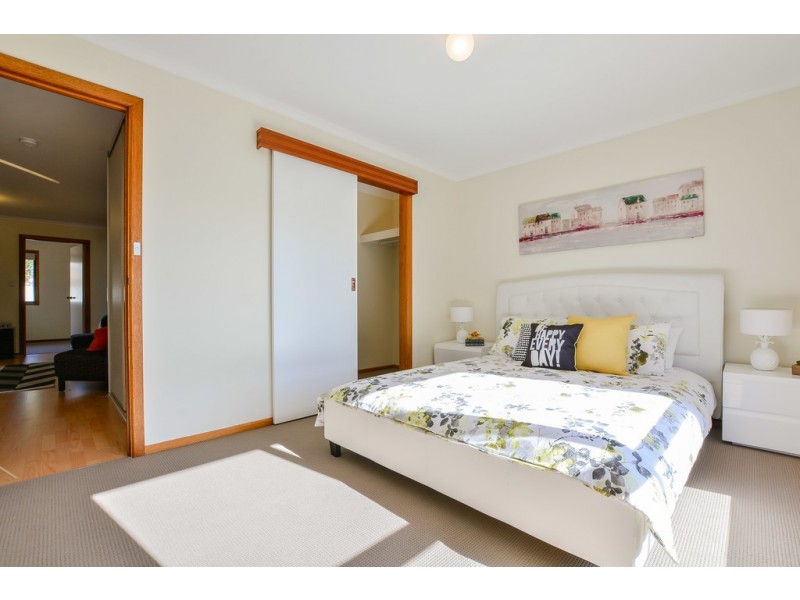 23 Greenlees Parade, Aldinga Beach SA 5173