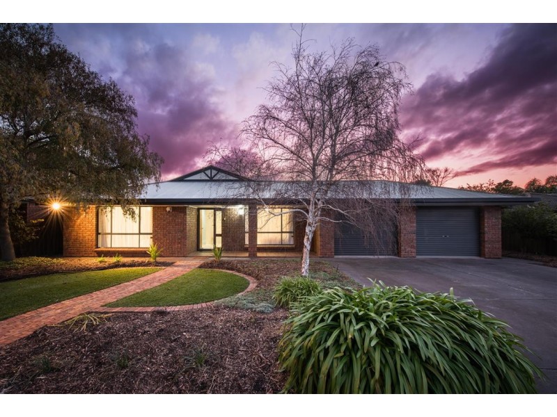 3 Jerri Court, Woodcroft SA 5162