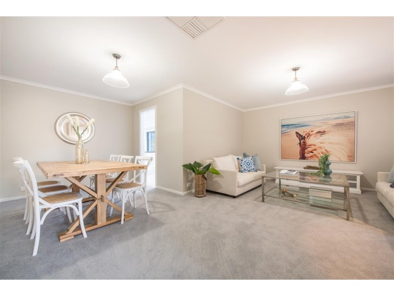 3 Jerri Court, Woodcroft SA 5162