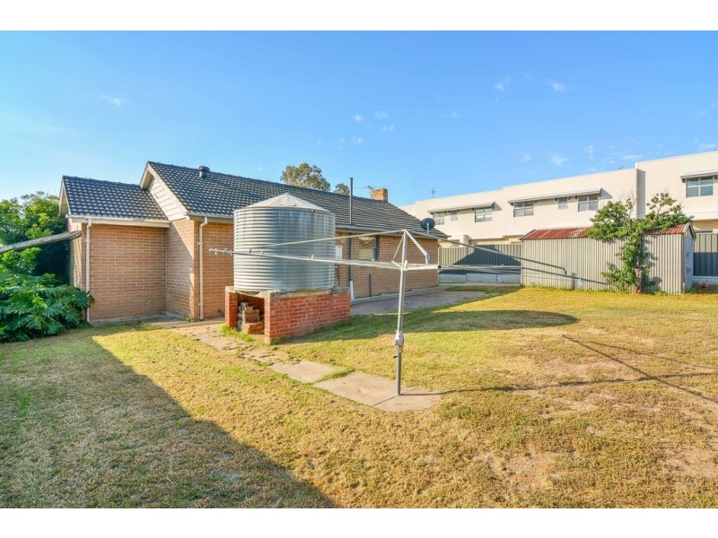 8 Sismey Road, Christies Beach SA 5165