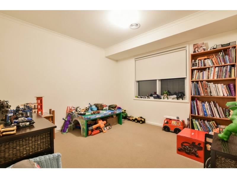 12 Tigress Drive, Hallett Cove SA 5158