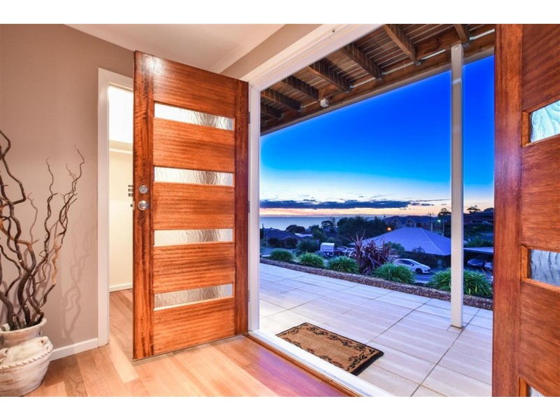 140 Perry Barr Road, Hallett Cove SA 5158