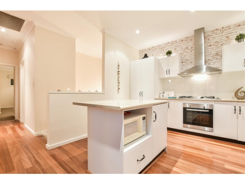 140 Perry Barr Road, Hallett Cove SA 5158