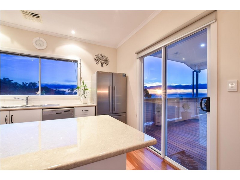 140 Perry Barr Road, Hallett Cove SA 5158