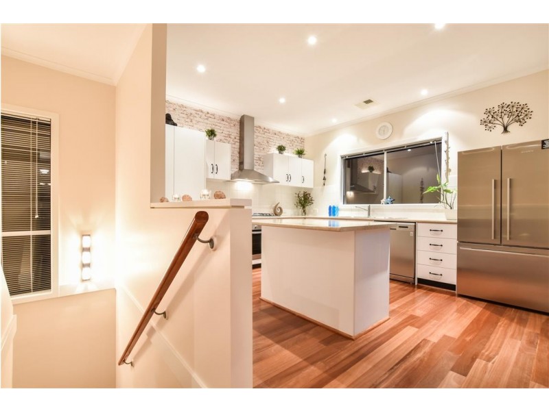 140 Perry Barr Road, Hallett Cove SA 5158