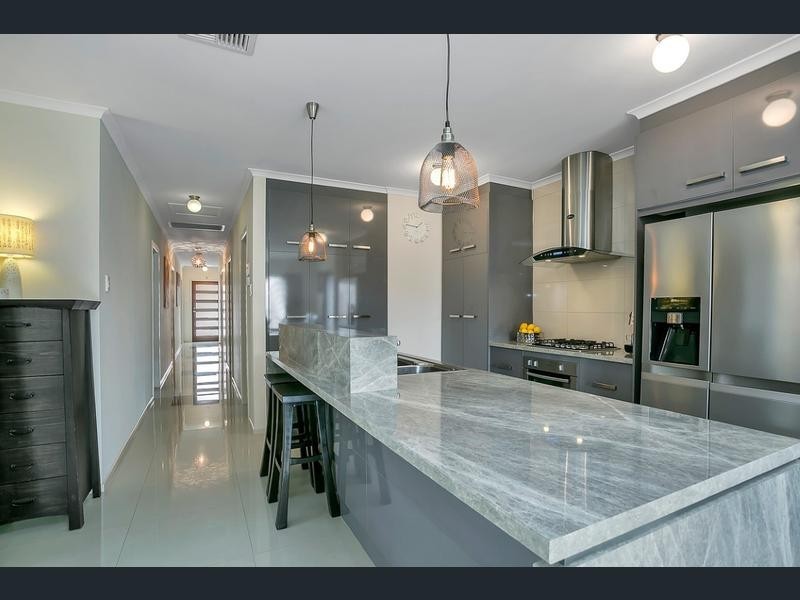 7 Apollo Street, Woodcroft SA 5162