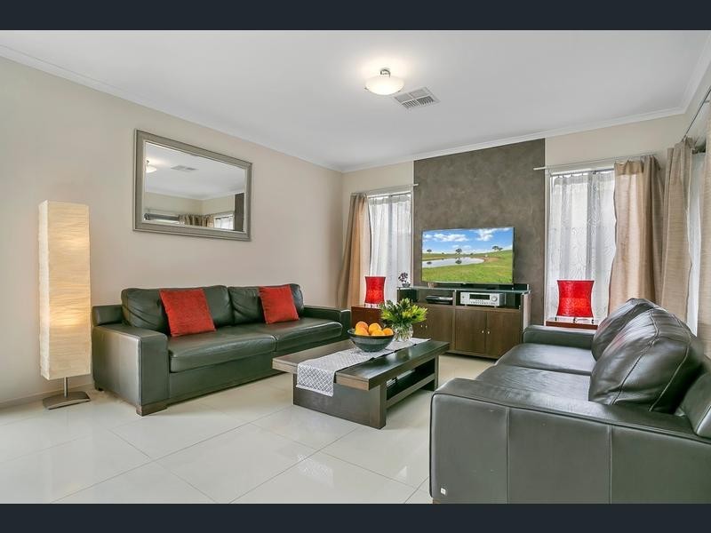 7 Apollo Street, Woodcroft SA 5162