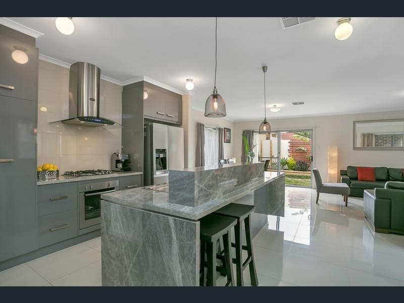 7 Apollo Street, Woodcroft SA 5162