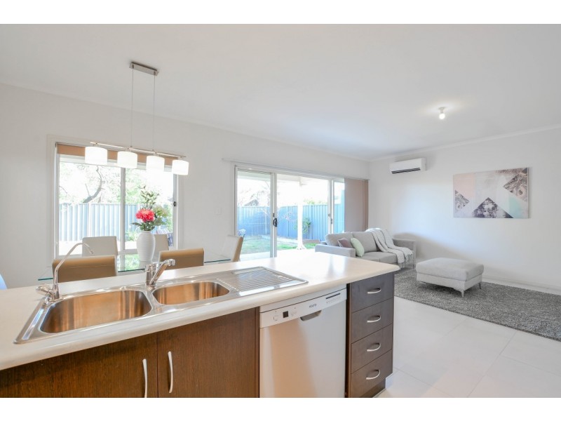 9 Deakin Street, Blair Athol SA 5084