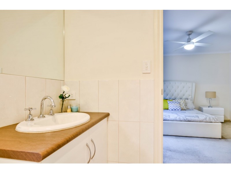 9 Deakin Street, Blair Athol SA 5084