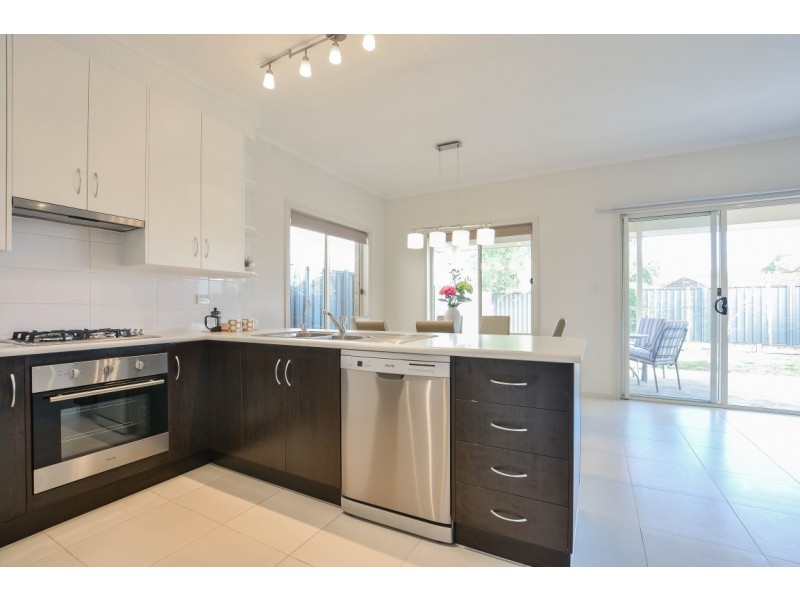 9 Deakin Street, Blair Athol SA 5084