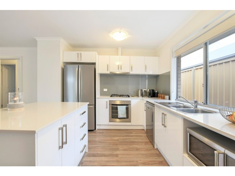 20 Derrick Street, Seaford Meadows SA 5169