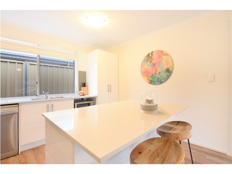 20 Derrick Street, Seaford Meadows SA 5169