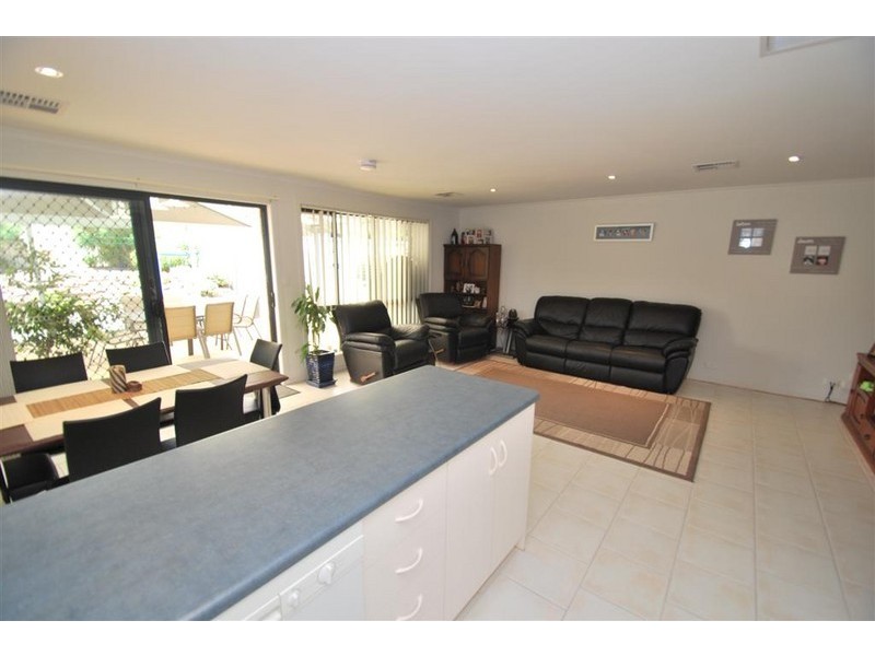 28 Callander Ave, Old Reynella SA 5161