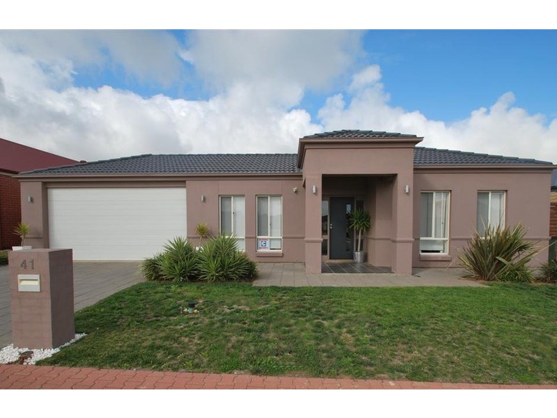 41 Holdfast Dr, Sheidow Park SA 5158