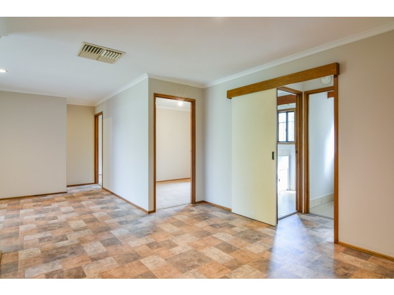 53 Barton Drive, Trott Park SA 5158
