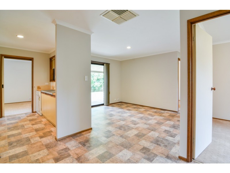 53 Barton Drive, Trott Park SA 5158