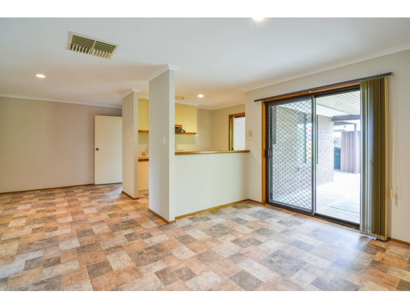 53 Barton Drive, Trott Park SA 5158