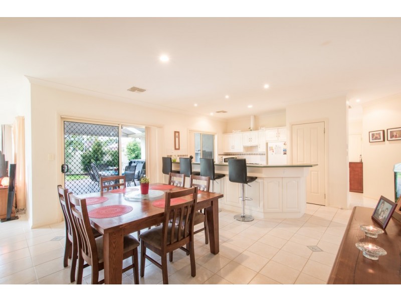 11 Vales Court, Mclaren Vale SA 5171