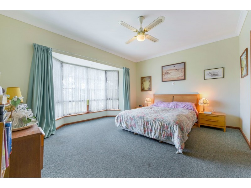 16 Altman Avenue, Victor Harbor SA 5211
