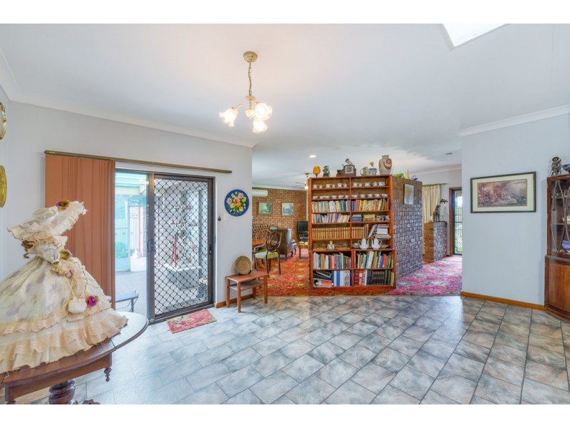 16 Altman Avenue, Victor Harbor SA 5211