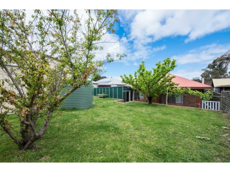 16 Altman Avenue, Victor Harbor SA 5211