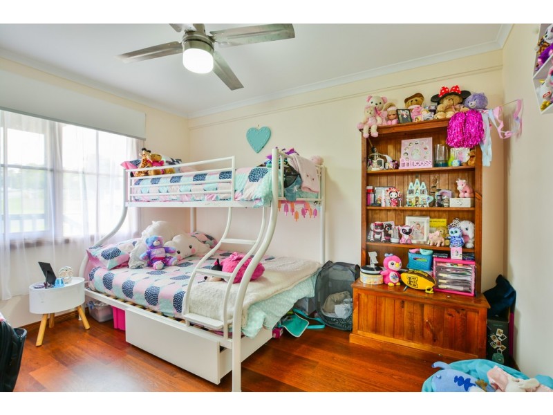 6 Manly Grove, Hayborough SA 5211