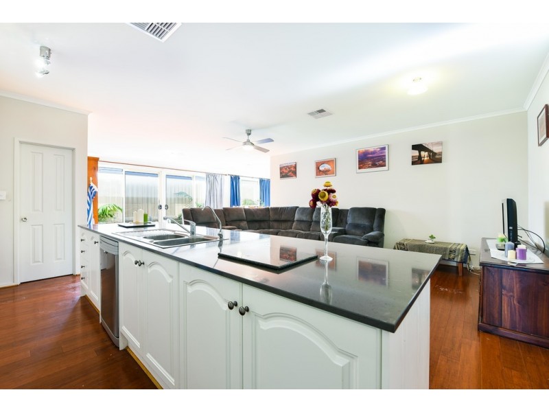 33 League Street, Seaford Meadows SA 5169