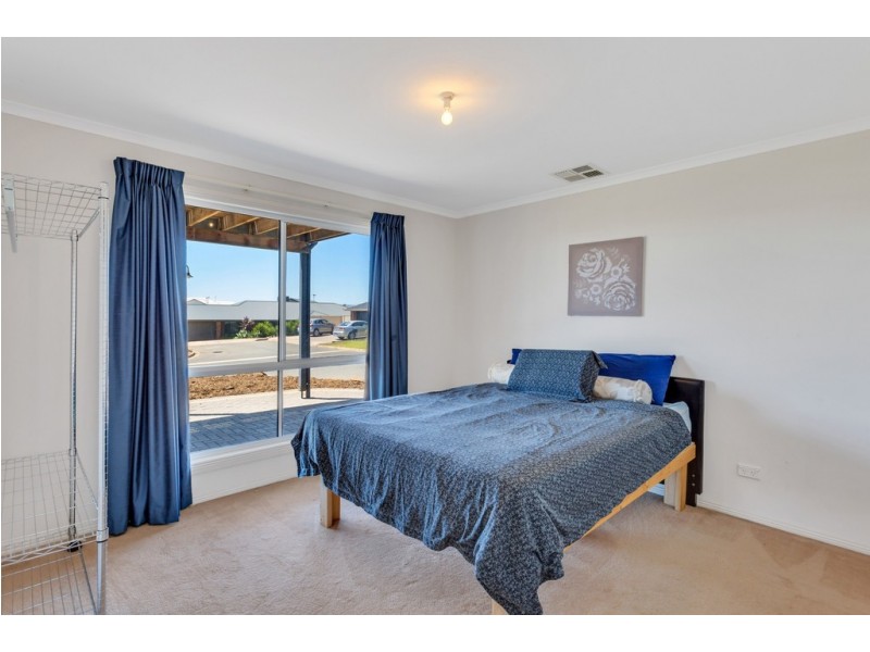 12 Caronia Cove, Sellicks Beach SA 5174