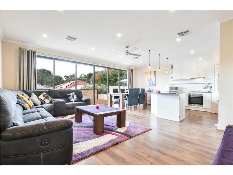 10 Maplewood Court, Flagstaff Hill SA 5159